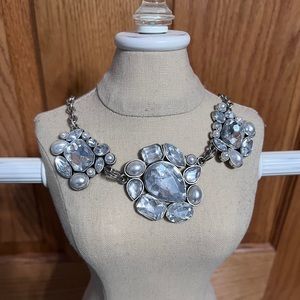 Beatiful Gem Statement Necklace